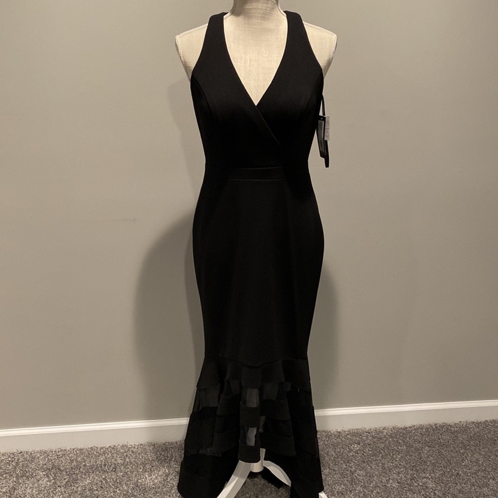 Xscape Evening Gown / Prom Dress Size: 6